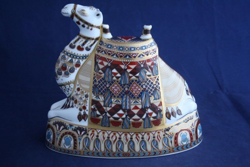 Royal crown derby camel - royal,