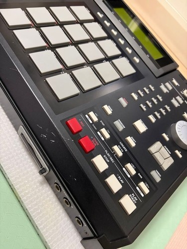 Akai mpc2500 sampling drum - akai,