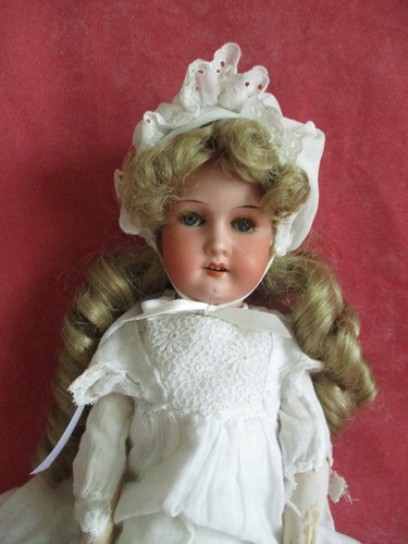 Antique bisque head heubach - bisque,