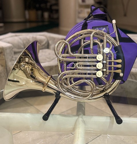 Conn 8d full double - c.g.,