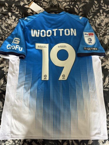 Stockport shirt large - stockport,