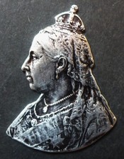 HOBO NICKEL/LOVE TOKEN  "QUEEN