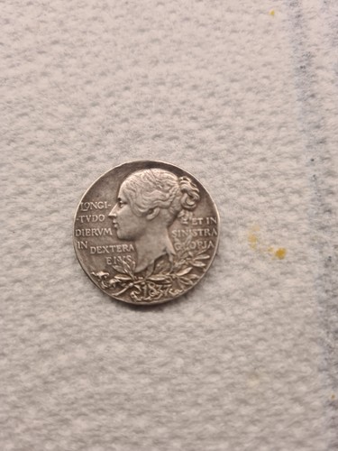 Queen victoria diamond jubilee - diamond,