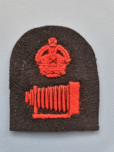 Royal navy chief petty officer - royal,