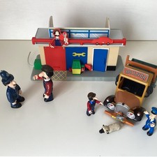 Postman Pat 2008 Ted Glen Push Along Truck + Garage & Figures