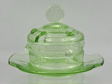 Vintage pale apple green - vintage, glass