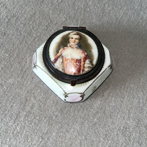 Vintage trinket box hand - trinket,
