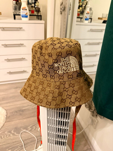 Gucci reversible bucket hat - reversible, m