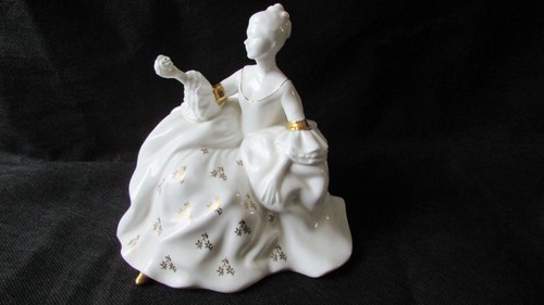 Royal doulton antoinette - royal,