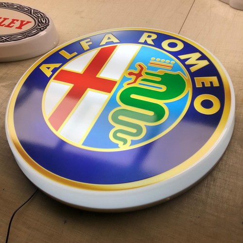 Alfa romeo illuminated - romeo,