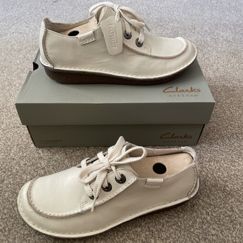 Clarks artisan funny - clarks,