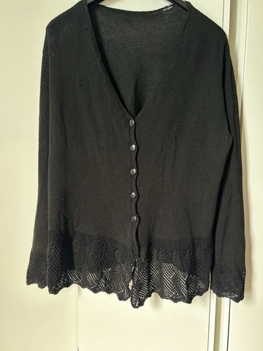 Women black neck - black, v-neck