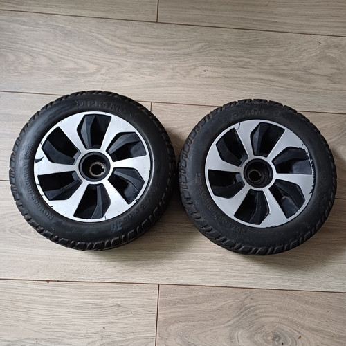 Primo 10x3 wheel tyre set - primo,