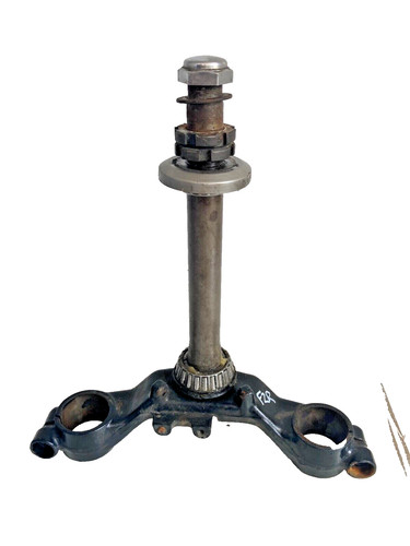 Yamaha fzr 600 - fork, lower