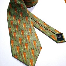 Gucci Tie Umbrella Pattern