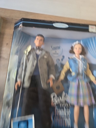 Barbie loves frankie sinatra - frankie,
