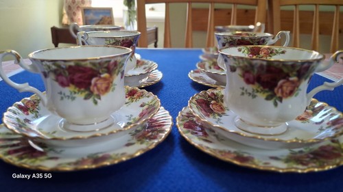 Vintage royal albert old - royal,
