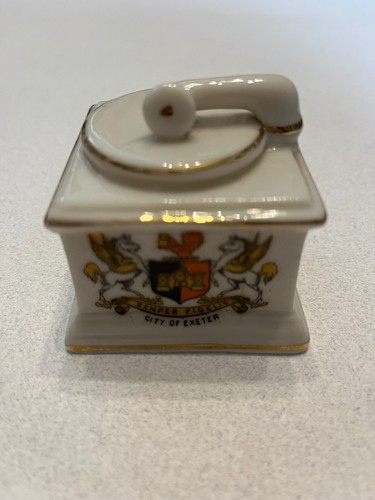 Gramophone record player - gramophone/record,