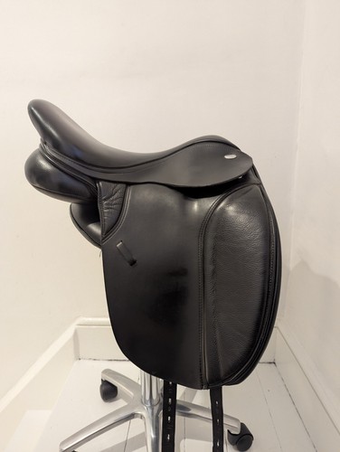 Thorowgood dressage saddle - dressage,