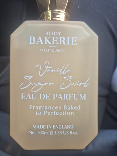 Vanilla body bakerie perfume - body,