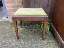 Stag Minstrel Small Stool