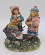 The Leonardo Collection Figurine The Old Pram By Christine Haworth B58 Y486