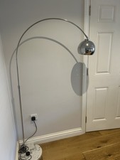 M&S Chromo Over Head Floor