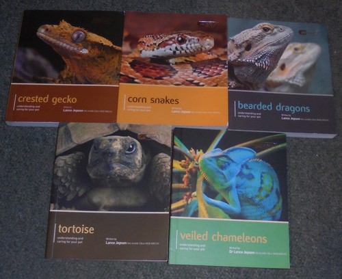 Pet expert books - pet,