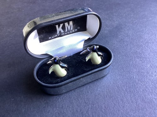 Penguin cufflinks kurt - cufflinks,