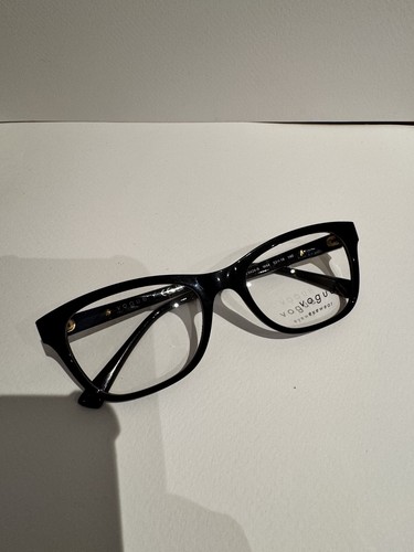 Vogue 5424 w44 black - w44,