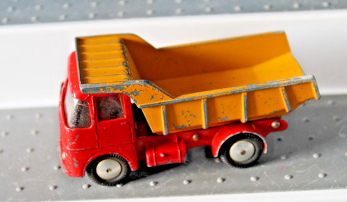Corgi erf tipper truck 1966 - corgi,