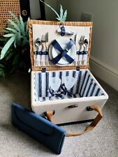 2 Person Wicker Picnic Basket Set with Vintage Boardwalk Picnic Hamper Bo Ho