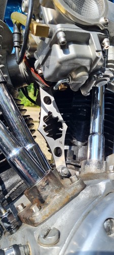 Big twin carb support - big,