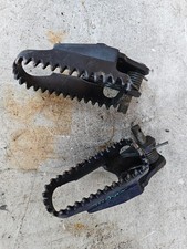 Generic Trigger SM50 Footpegs