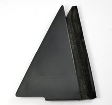 RH Rear Door Window Corner