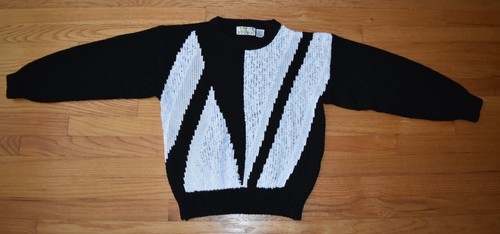 Vtg 1980s black white crew - vtg,