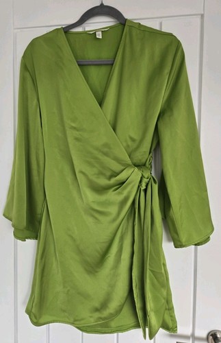 Bnwot green silky - bnwot,