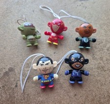 Kinder Egg Surprise. Twistheads Figure Toys. Various Characters. DC & Turtle. L1