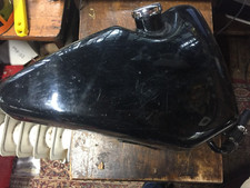 HARLEY-DAVIDSON SPORTSTER OIL