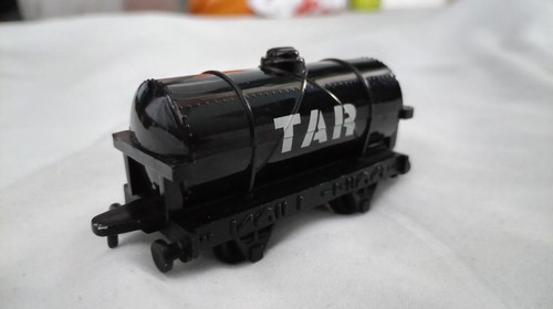 Ertl thomas the tank - thomas,
