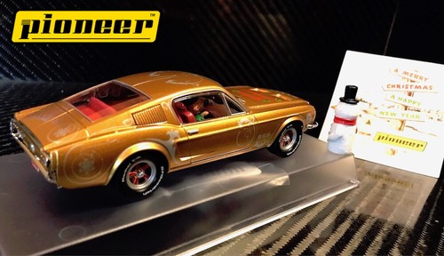 Pioneer slot car mustang - pioneer,