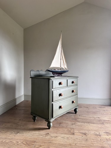 Antique chest drawers - antique, of