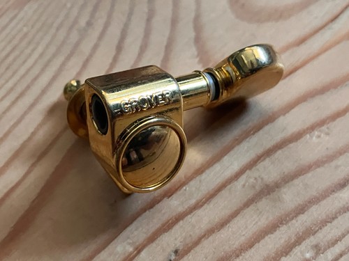 Single gold grover - single, (colour)