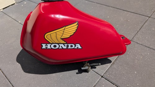Fuel tank petrol - ,