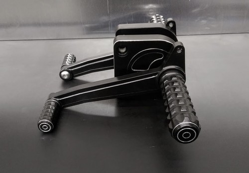 Rear sets foot pegs - rear, cafe