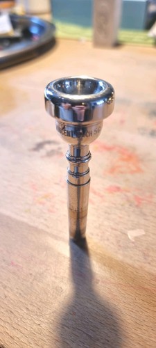 Vincent bach trumpet - bach, 5c