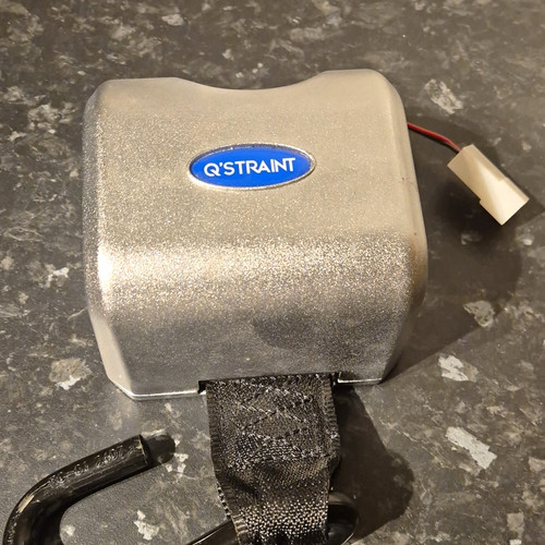 Straint electrical retractor - electrical,