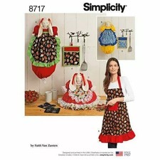 SIMPLICITY 8717 Misses Aprons, Kitchen Accessories  SEWING PATTERN   FLASH PRICE