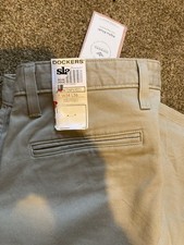 DOCKERS Alpha Khaki 34 Waist