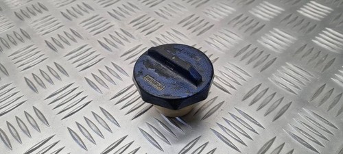 Nissan navara d22 fuel - navara,